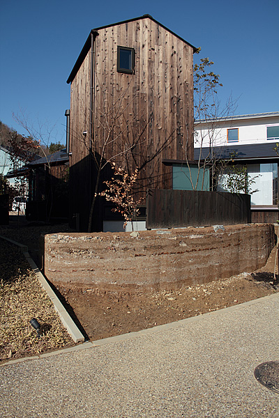 焼杉板 外壁材 杉焼き板 施工例 No 1 前田木材株式会社