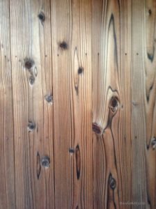 焼杉板 YS09　軒あり