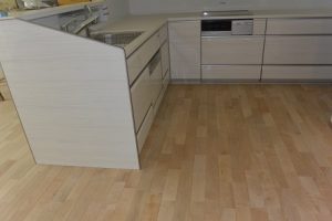 メープル　フローリング