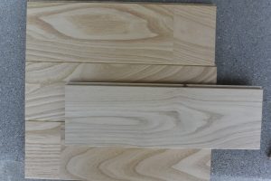 栗フローリング