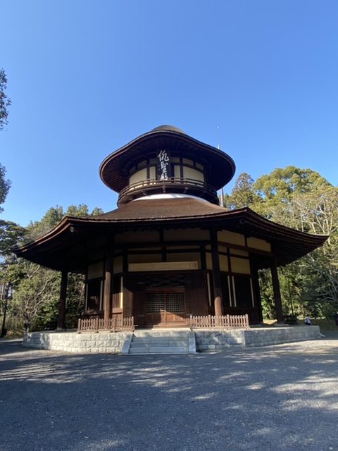 松尾芭蕉　俳聖殿