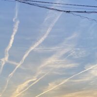 飛行機曇